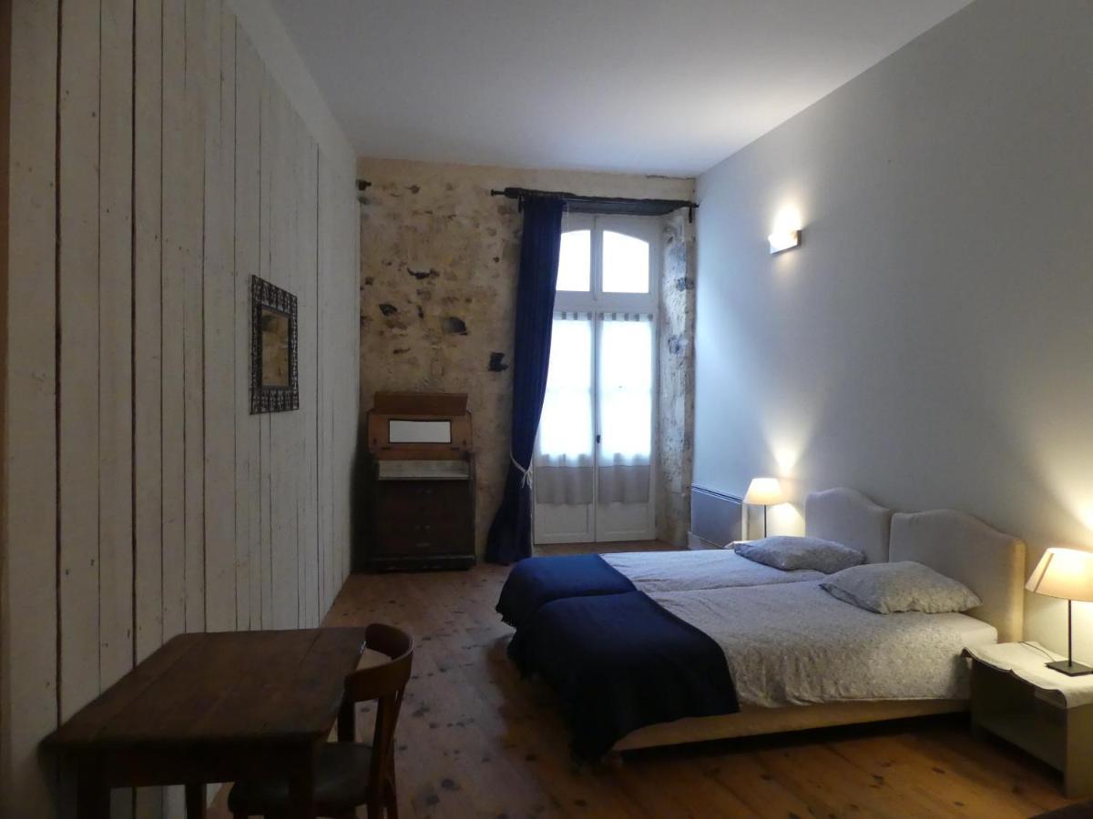 Hotel Saint Laurans Aurignac  Eksteriør bilde